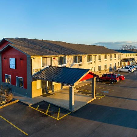 Hilltop Inn & Suites Grove Esterno foto