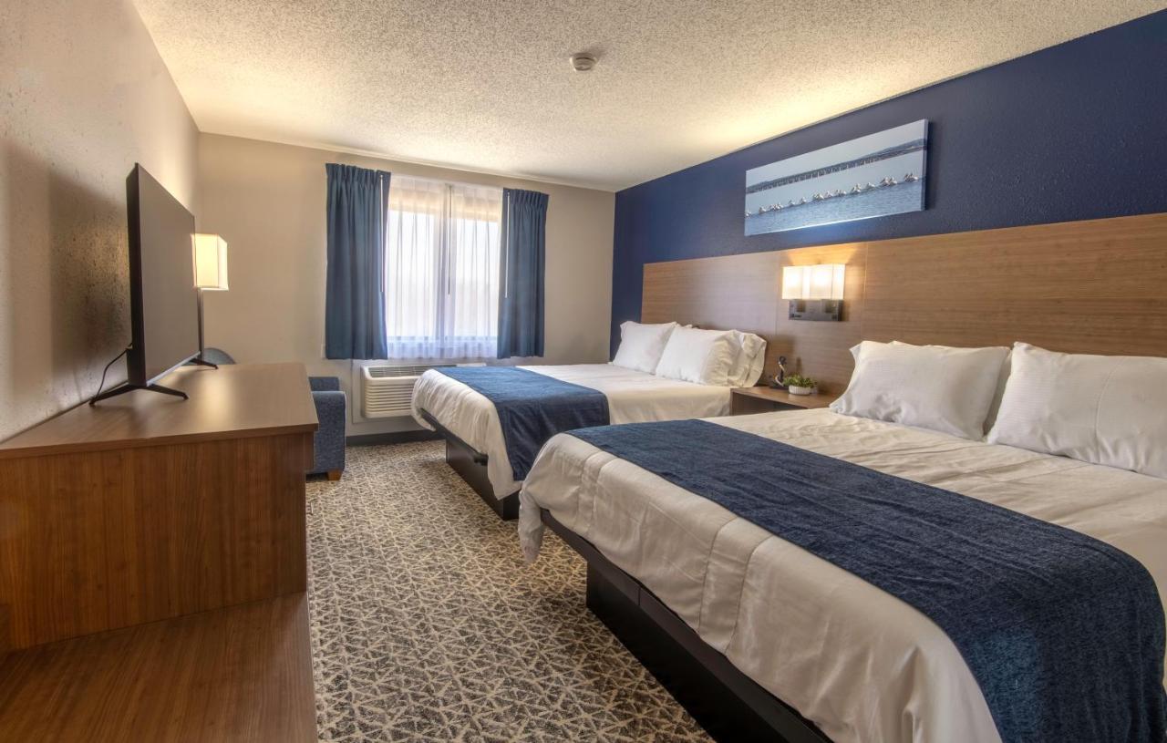 Hilltop Inn & Suites Grove Esterno foto